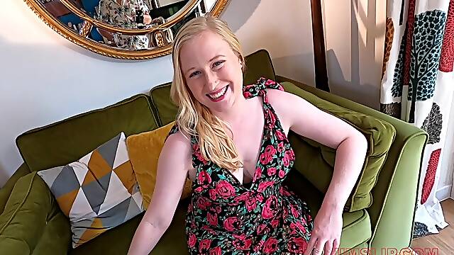 Maman Montre Sa Culotte, Slip Poilue, Maman Realite Cam