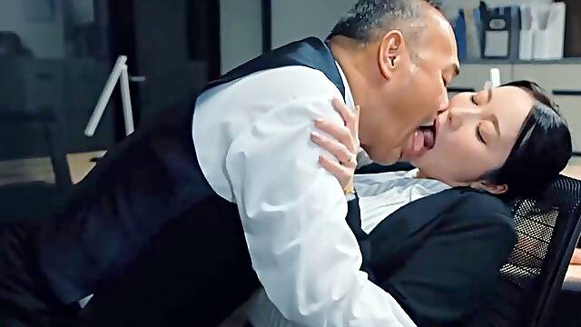 [Eng Sub] Married Secretary - Sex In The Presidents Office
