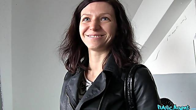 Agent Poilue, Cuir Réalité