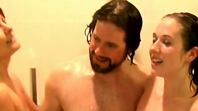 Douche Ensemble, Salope Échangiste, Rejoindre Sous La Douche