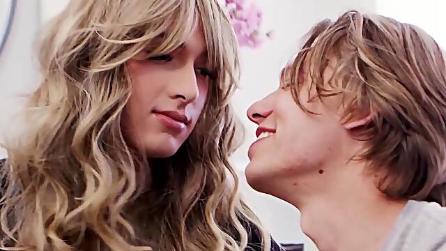 Christopher White’s lazy morning with Leo Louis