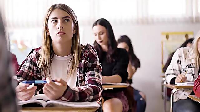 ADULT TIME age Lesbian: Kendra Kristen- Pussy Eating Picnic