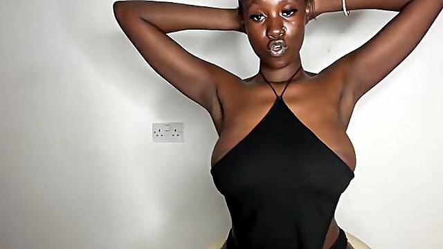 Ebony Big Tits Striptease