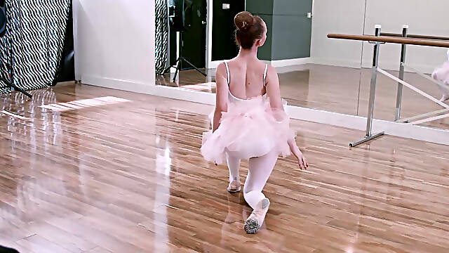Culotte Descendue, Noires Dance