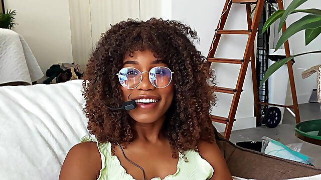 Mignonne Baise, Jeux Lunettes, Webcam Jeux