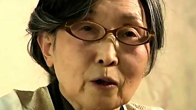 Homme Enculè Devant Sa Femme, Asiatique Old Man, Japonnaise Mamie