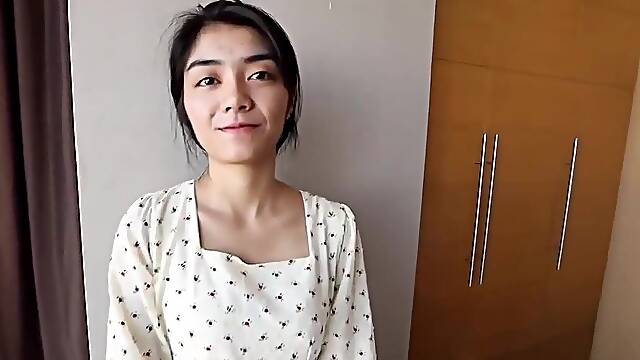 Hot Oral Sex With A Thai Amateur Babe