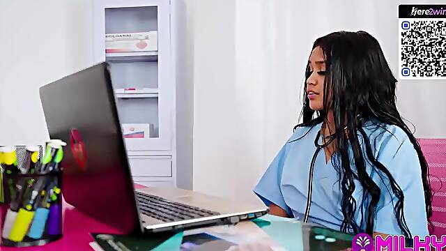 Curvy teenager with diminutive bra-stuffers enjoys to gargle his fuck-stick in a hospital office with teen 18