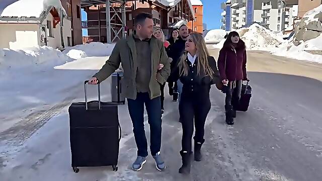 Marure Gros Cul, Piste De Ski, Anna Polina Groupe, Ùa