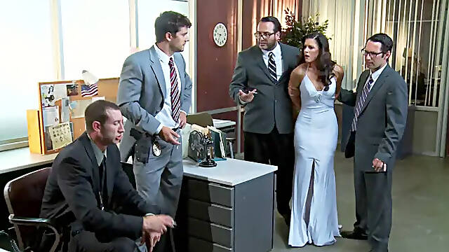 Brazzers: Two Detectives Make India Talk