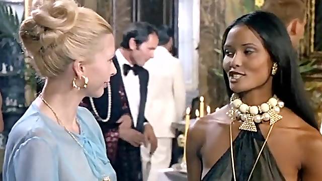 Emanuelle Erotique, Erotique Célébrités, Celebritees Vintage