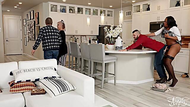 Tres Gros Cul Black, Bisexuel Noir, Ass To Mouth Bisexuel