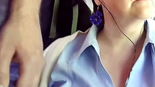 Nibards Peloté, Gros Seins Tripotée