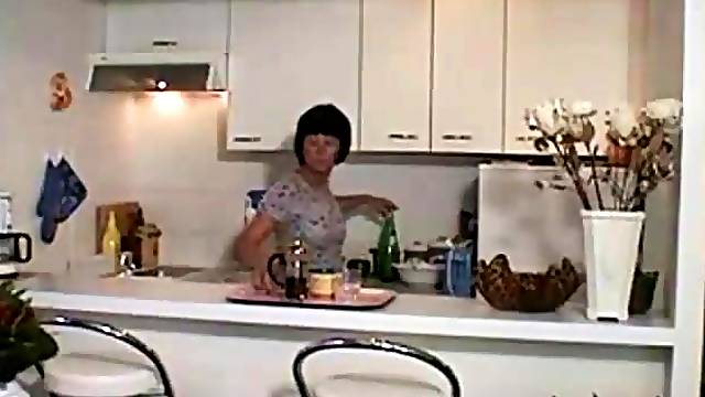 Mature Lunettes Francaise, Mature Francaise À Lunette, Maman A Lunettes Française