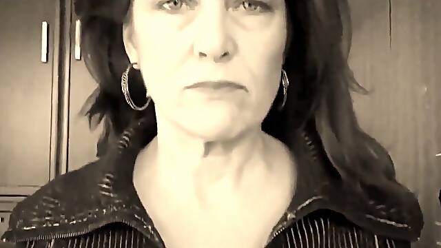 Maman Tube, Domination Feminine Mature, Maman Dans Le Train, Son Teach Mom