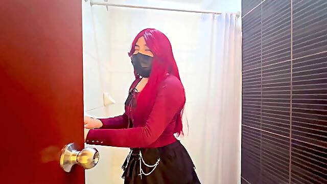 Me llevaron a un motel gamer y me caliento en la habitación