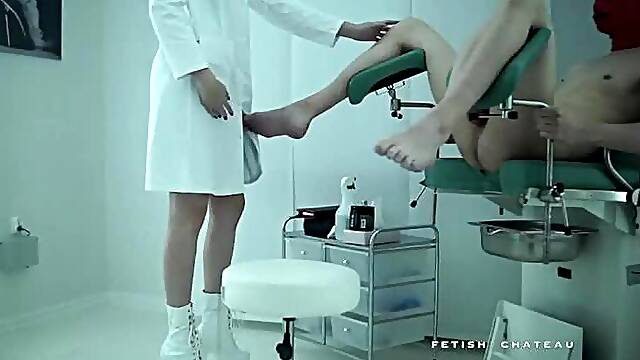 Bdsm Poing Anal, Infirmière Fist