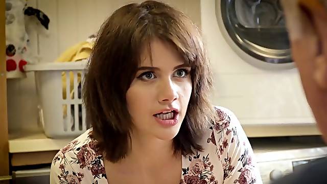 Cuisine Bravotube, Vieux Et Jeune Dans Cuisine, Un Vieux Couple Baise Avec Jeune