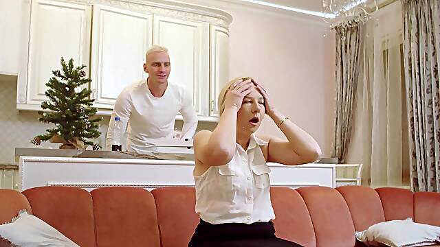 Hurle Matures, Maman Hurle De Plaisir, Mature Blonde Hurle